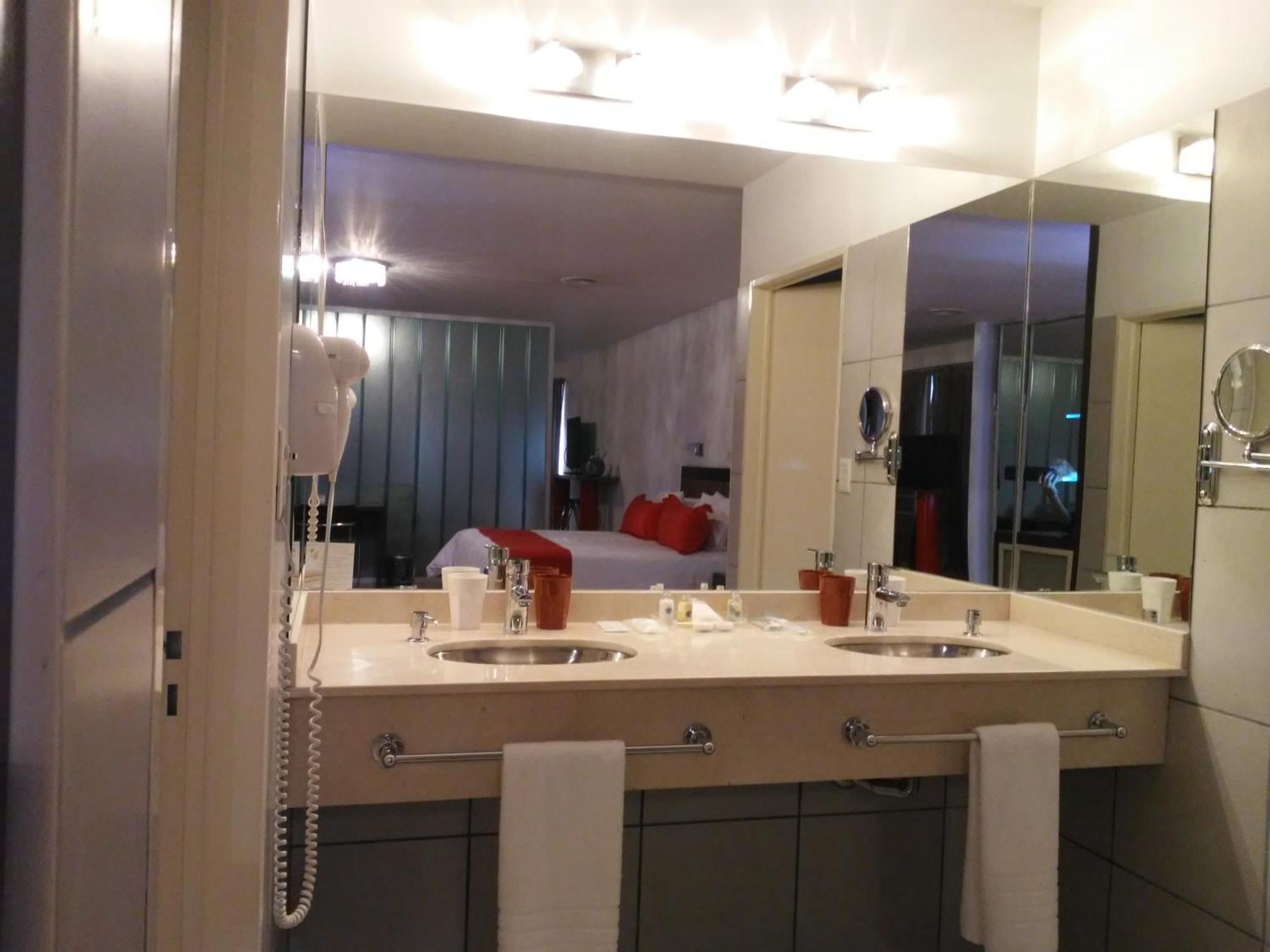 Global Hotel Centenario Εξωτερικό φωτογραφία